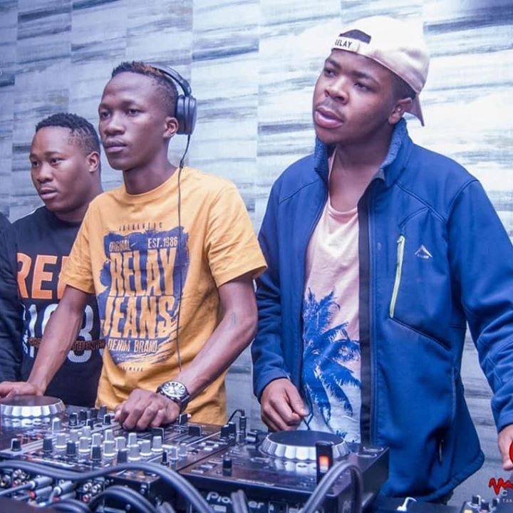 Skroef28 West Side FM 98.9 (Strictly MDU a.k.a TRP & BONGZA) Part 2