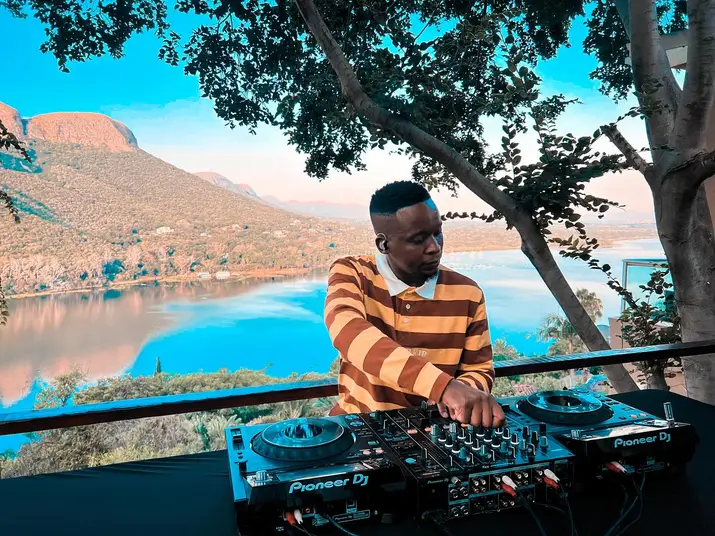 Romeo Makota – Amapiano Mix (July 26)