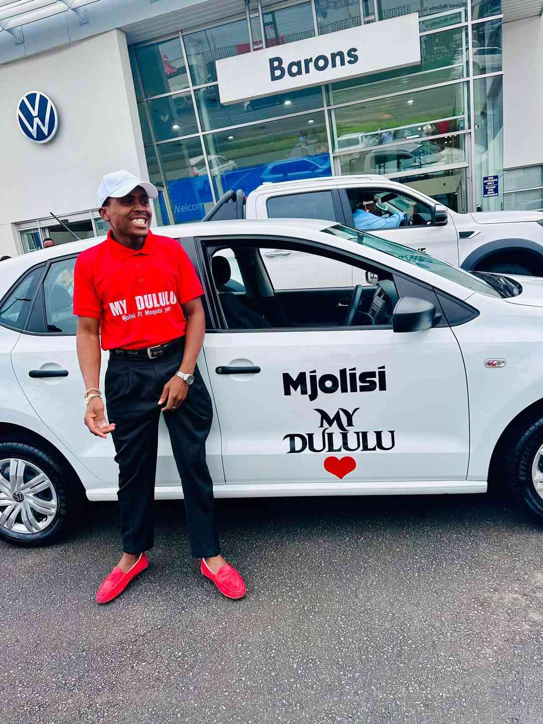 Mjolisi SA Celebrates Buying A New Car