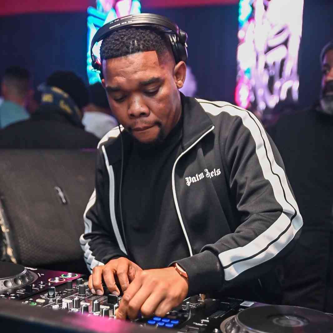 Njelic Hits Back At Mafitsotso & Piano Pulse